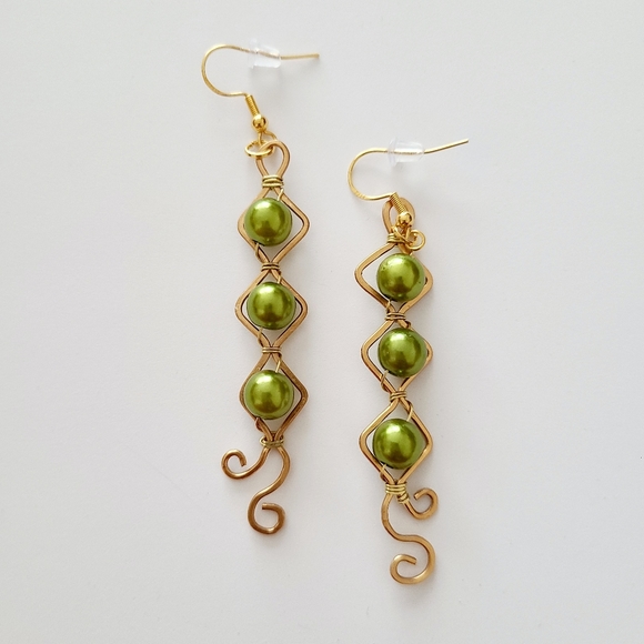 Earrings - Olive Beads Wrapped in Brass - Picture 3 of 4